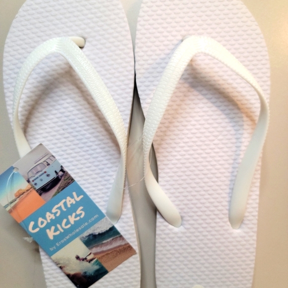 Flip-Flops - Picture 1 of 2